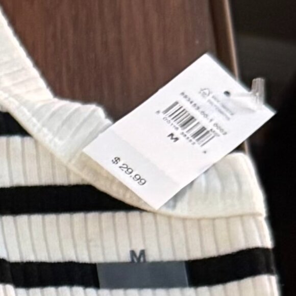 NWT GAP Ribbed Stripe High-Neck Tank - Picture 5 of 5